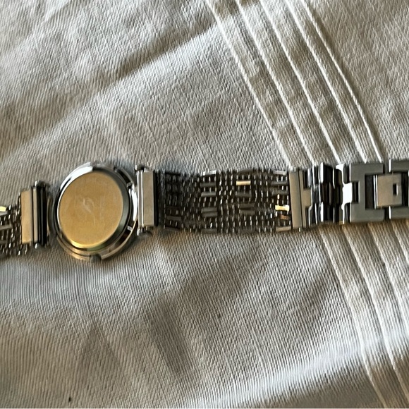 Burgi BTV032 Swiss Quartz Crystal Bezel Watch. - Picture 5 of 5